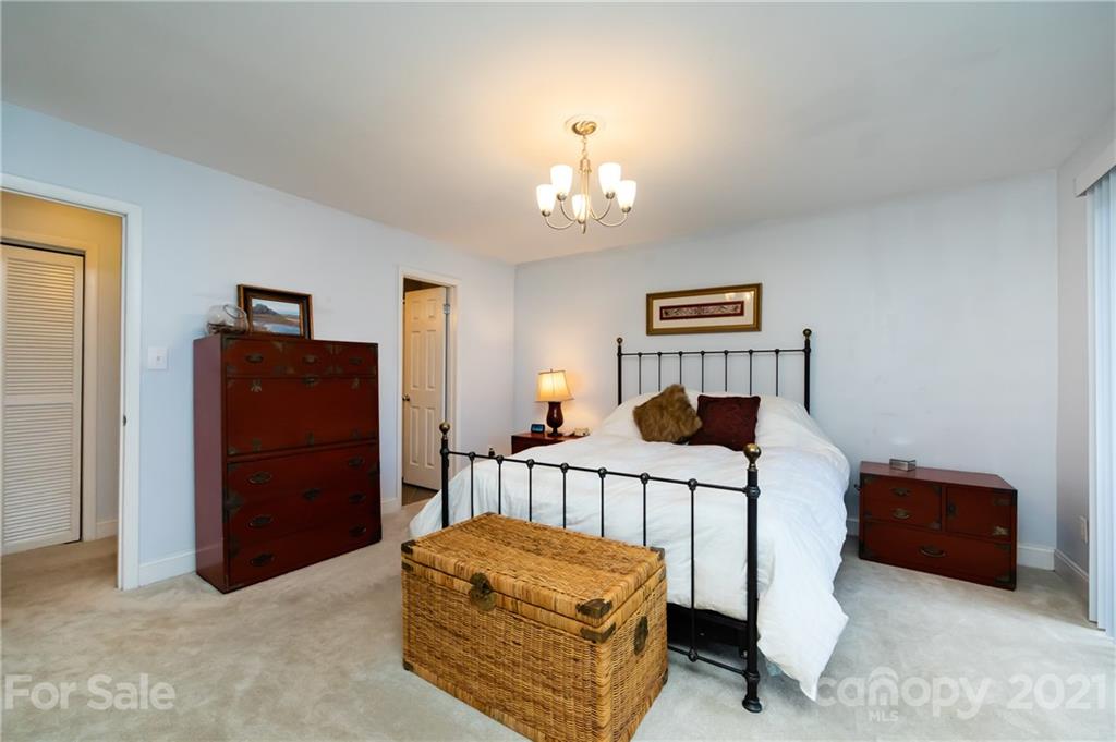 5809 Sharon Road Charlotte, NC 28210 - Photo 17 of 28 Gallery Image 17