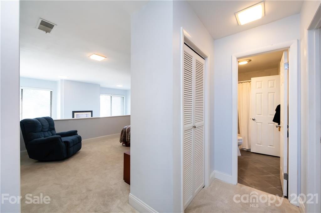 5809 Sharon Road Charlotte, NC 28210 - Photo 20 of 28 Gallery Image 20