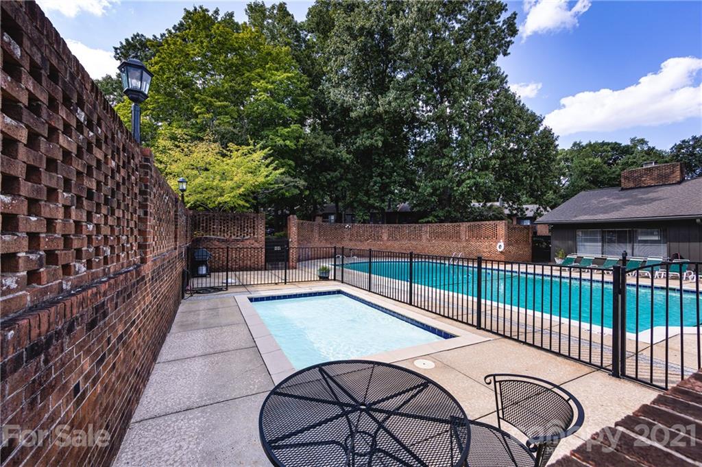 5809 Sharon Road Charlotte, NC 28210 - Photo 27 of 28 Gallery Image 27