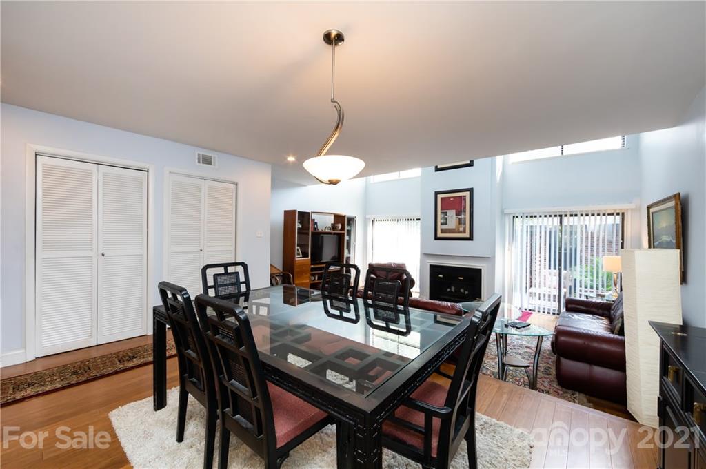 5809 Sharon Road Charlotte, NC 28210 - Photo 9 of 28 Gallery Image 9