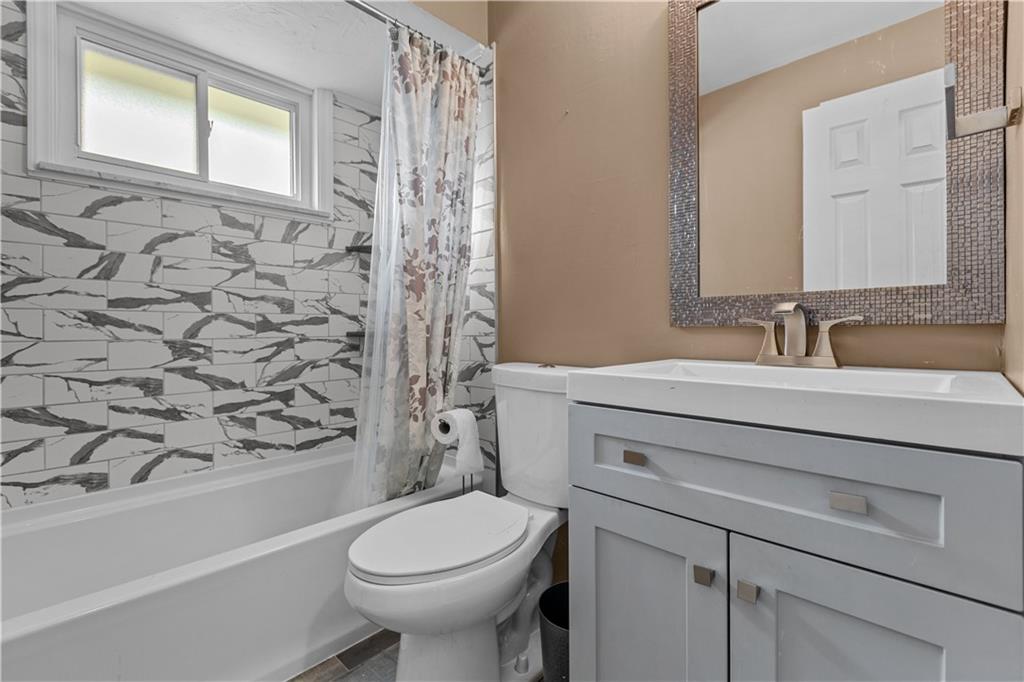 1307 Noblestown Road Oakdale, PA 15071 - Photo 18 of 37 Gallery Image 18