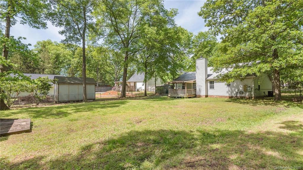 200 Forest Park Road Matthews, NC 28104 - Photo 23 of 24 Gallery Image 23