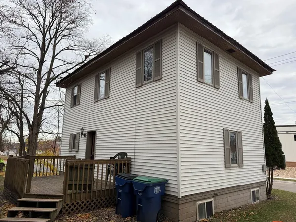 $139,900 | 56 East 12th Street, Clintonville, WI 54929