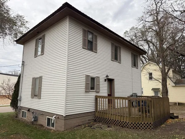 $139,900 | 56 East 12th Street, Clintonville, WI 54929