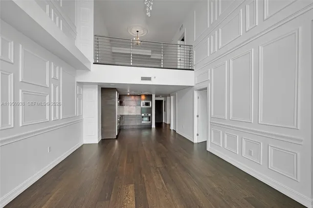 $9,000 | 900 Biscayne Boulevard, Unit 909, Miami, FL 33132