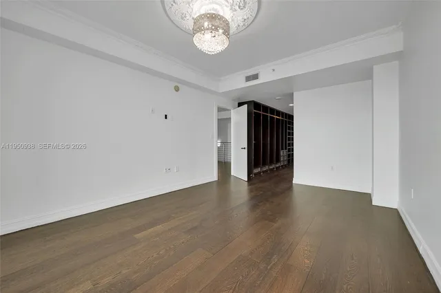 $9,000 | 900 Biscayne Boulevard, Unit 909, Miami, FL 33132