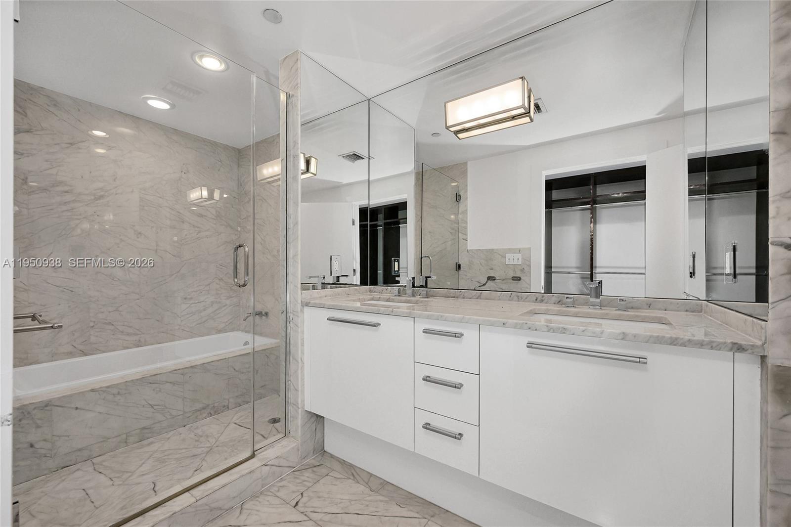 900 Biscayne Boulevard, Unit 909 Miami, FL 33132 - Photo 35 of 44