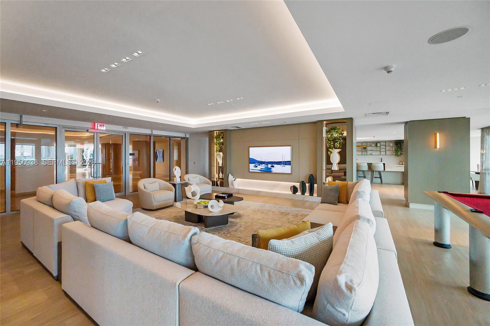 900 Biscayne Boulevard, Unit 909 Miami, FL 33132 - Photo 39 of 44