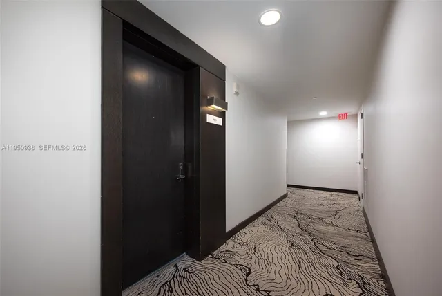 $9,000 | 900 Biscayne Boulevard, Unit 909, Miami, FL 33132