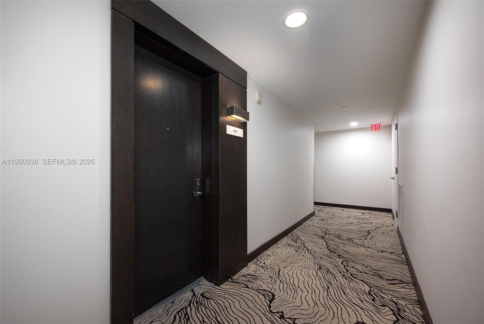 900 Biscayne Boulevard, Unit 909 Miami, FL 33132 - Photo 5 of 44