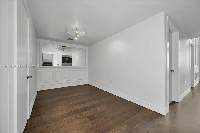 $9,000 | 900 Biscayne Boulevard, Unit 909, Miami, FL 33132