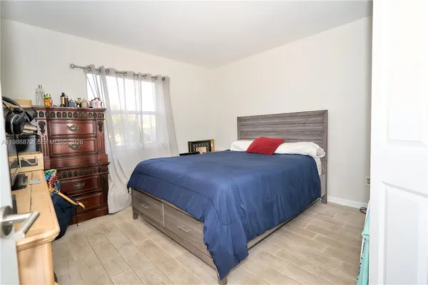 a view of a basketball court