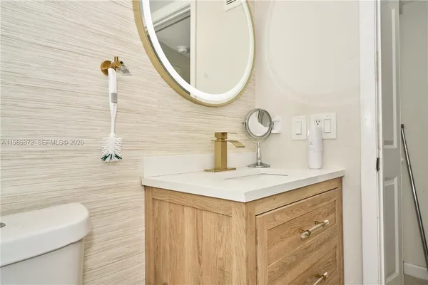 $210,000 | 8240 Southwest 210th Street, Unit 207, Cutler Bay, FL 33189