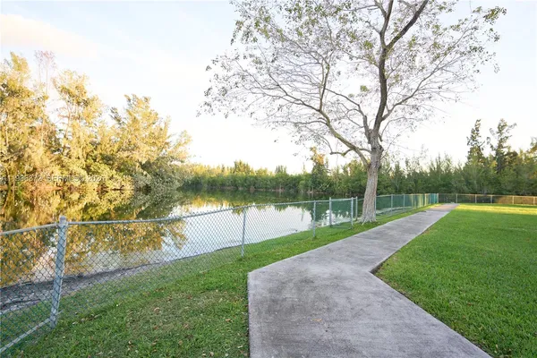 $210,000 | 8240 Southwest 210th Street, Unit 207, Cutler Bay, FL 33189