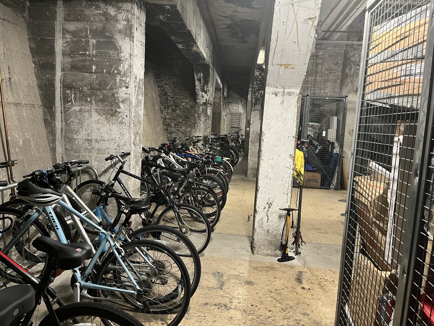 1525 South Sangamon Street, Unit 317P Chicago, IL 60608 - Photo 19 of 27 a view of path along with seating space