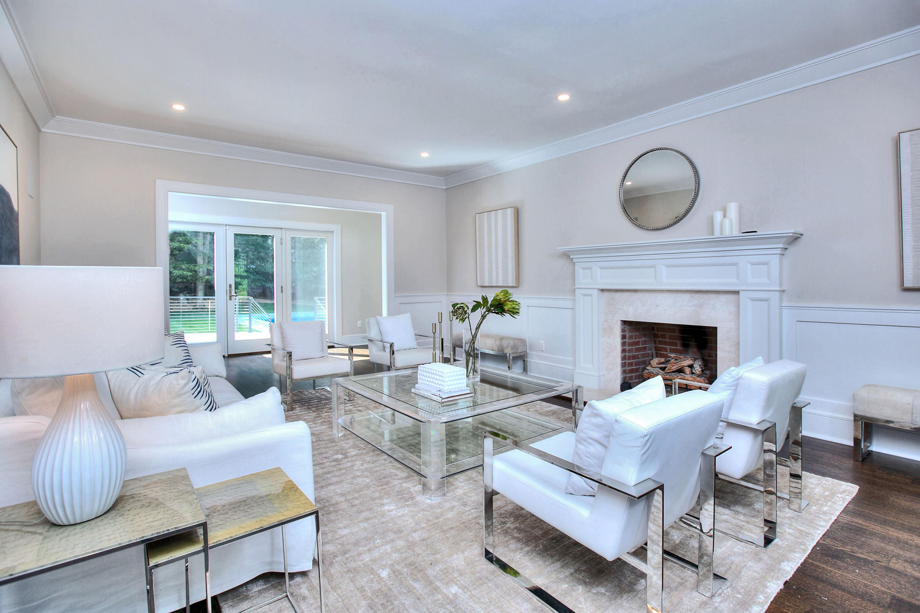 72 Valley Road New Canaan, CT 06840 - Photo 14 of 44 Living