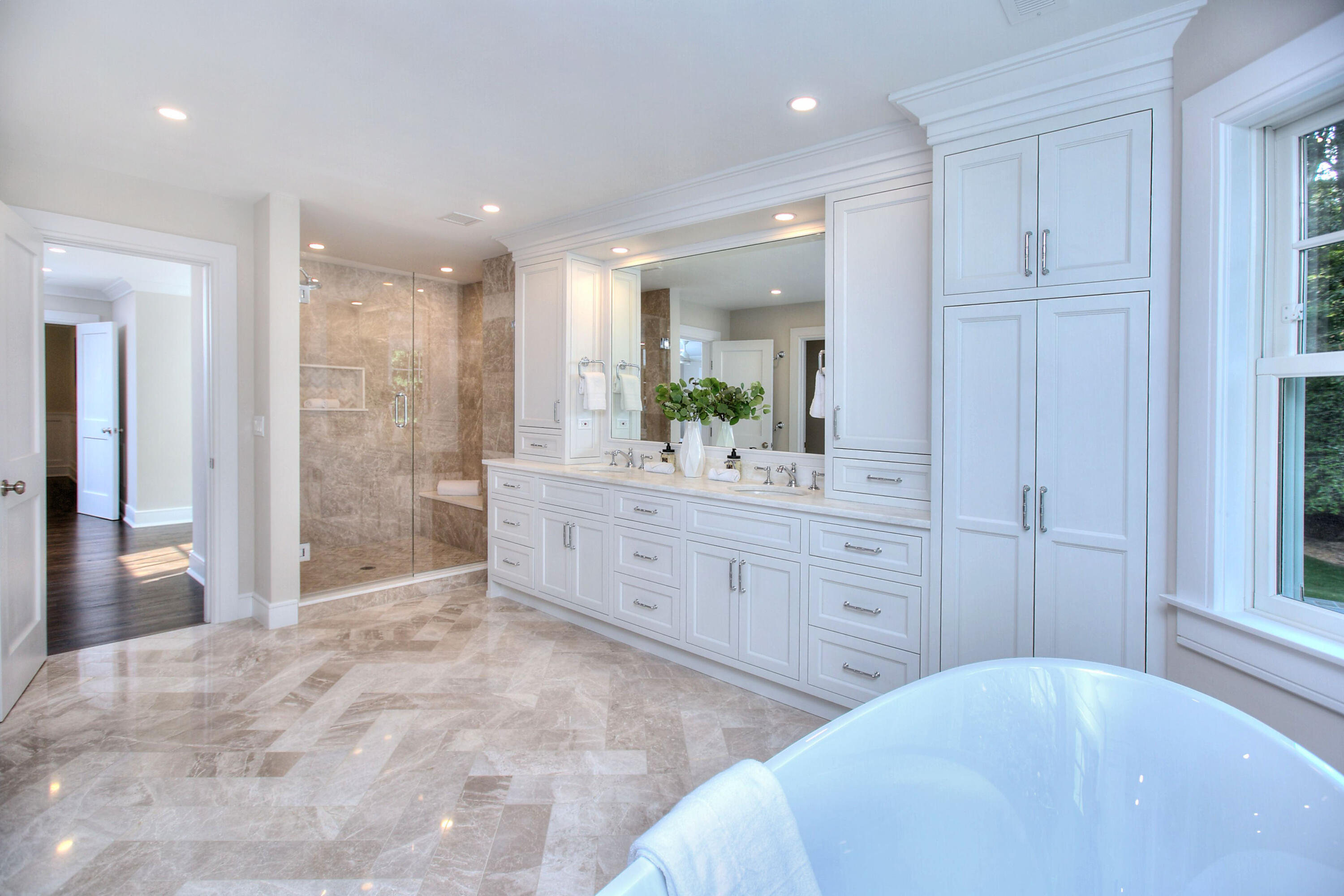 72 Valley Road New Canaan, CT 06840 - Photo 19 of 44 Primary Bath