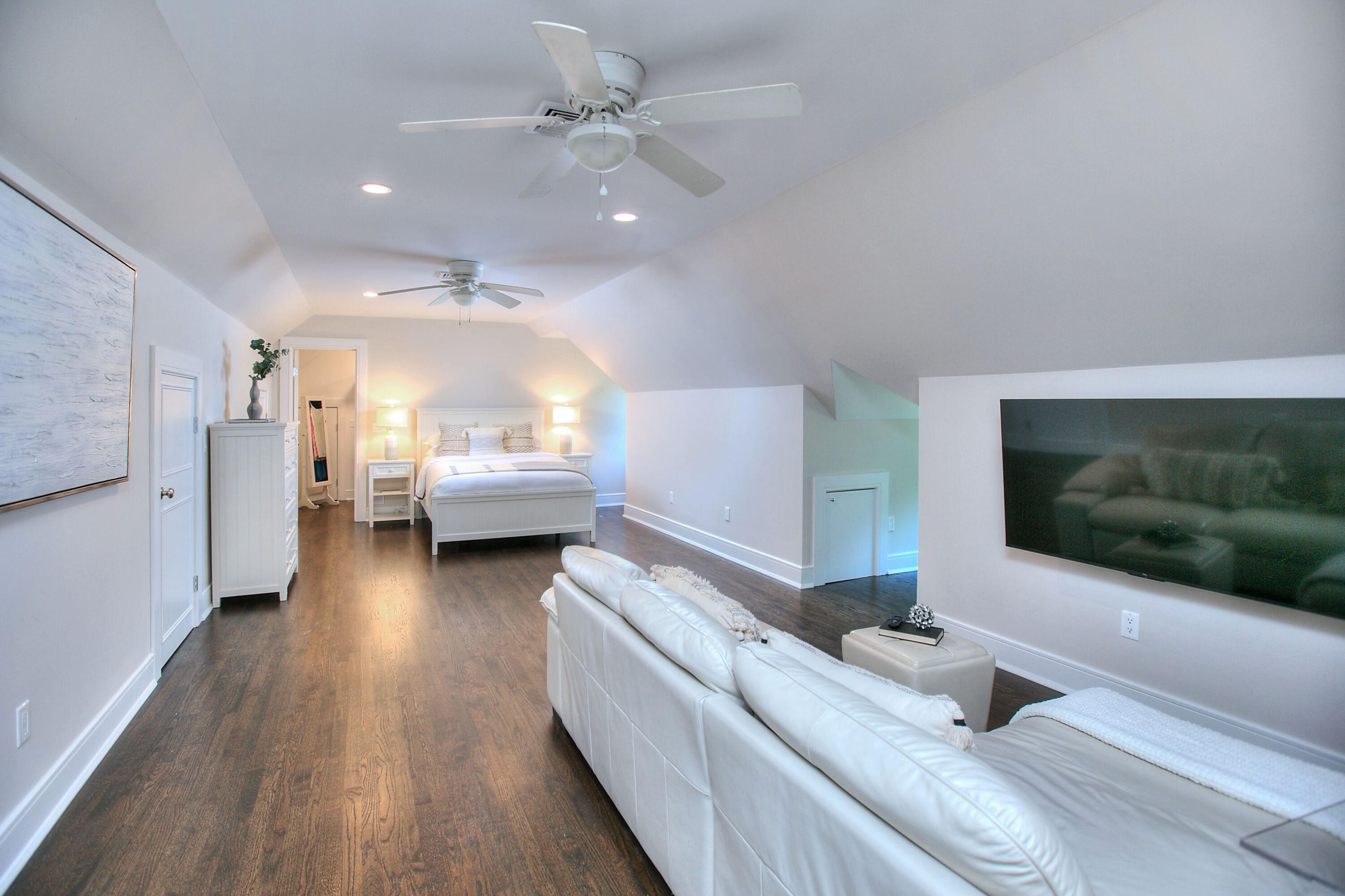 72 Valley Road New Canaan, CT 06840 - Photo 26 of 44 Bed 6