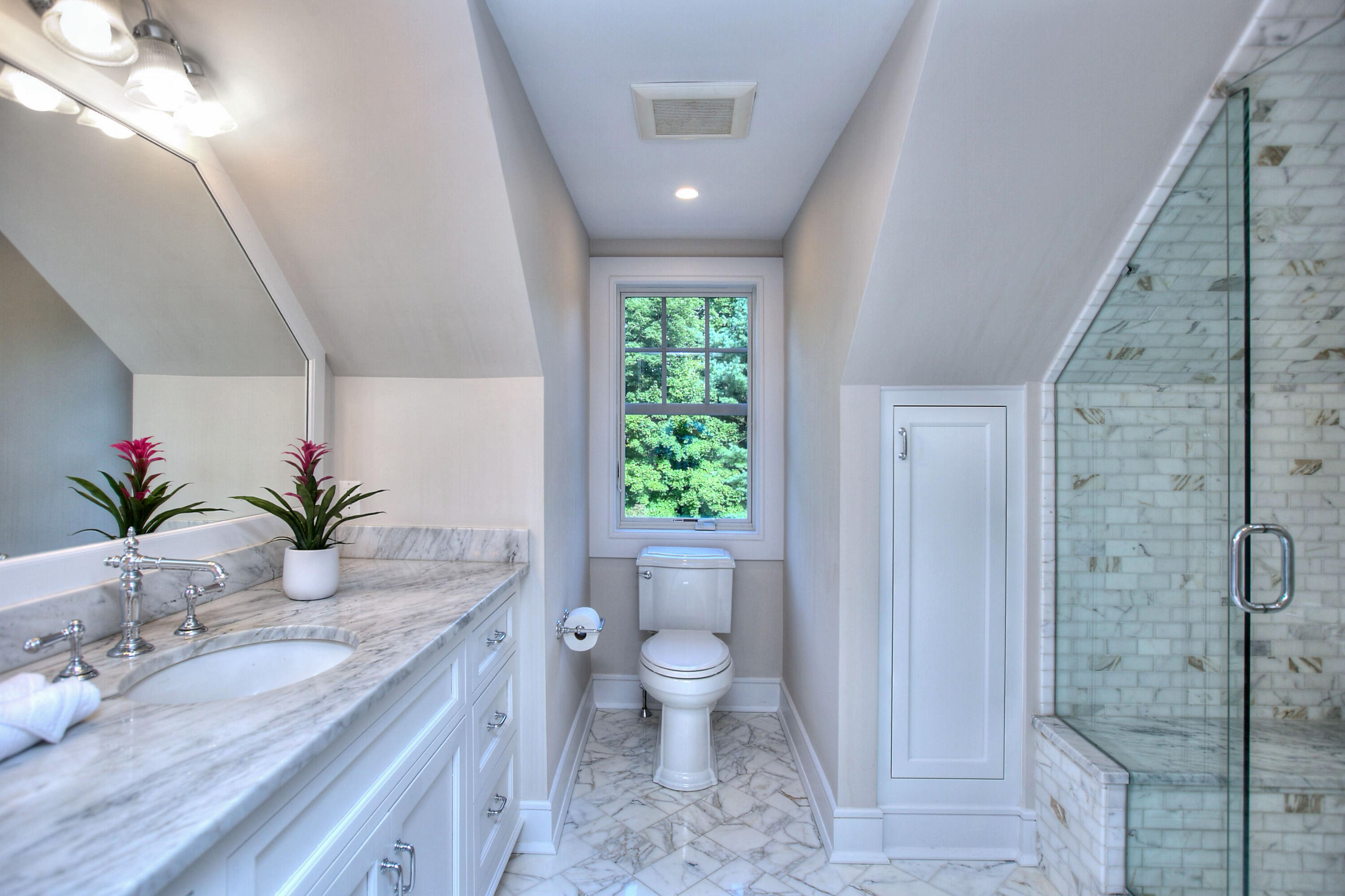 72 Valley Road New Canaan, CT 06840 - Photo 27 of 44 Bed 6 Bath