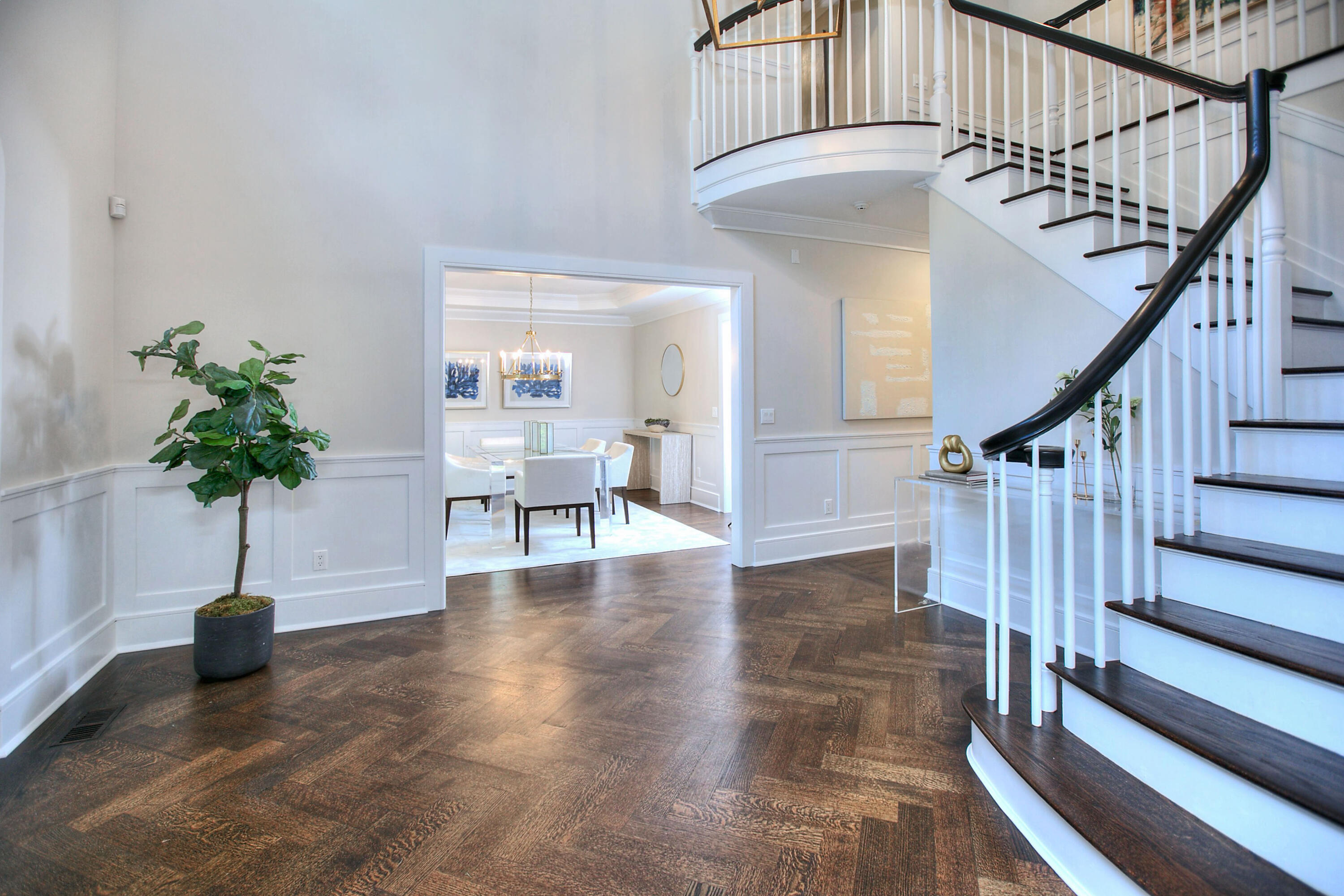 72 Valley Road New Canaan, CT 06840 - Photo 3 of 44 Foyer