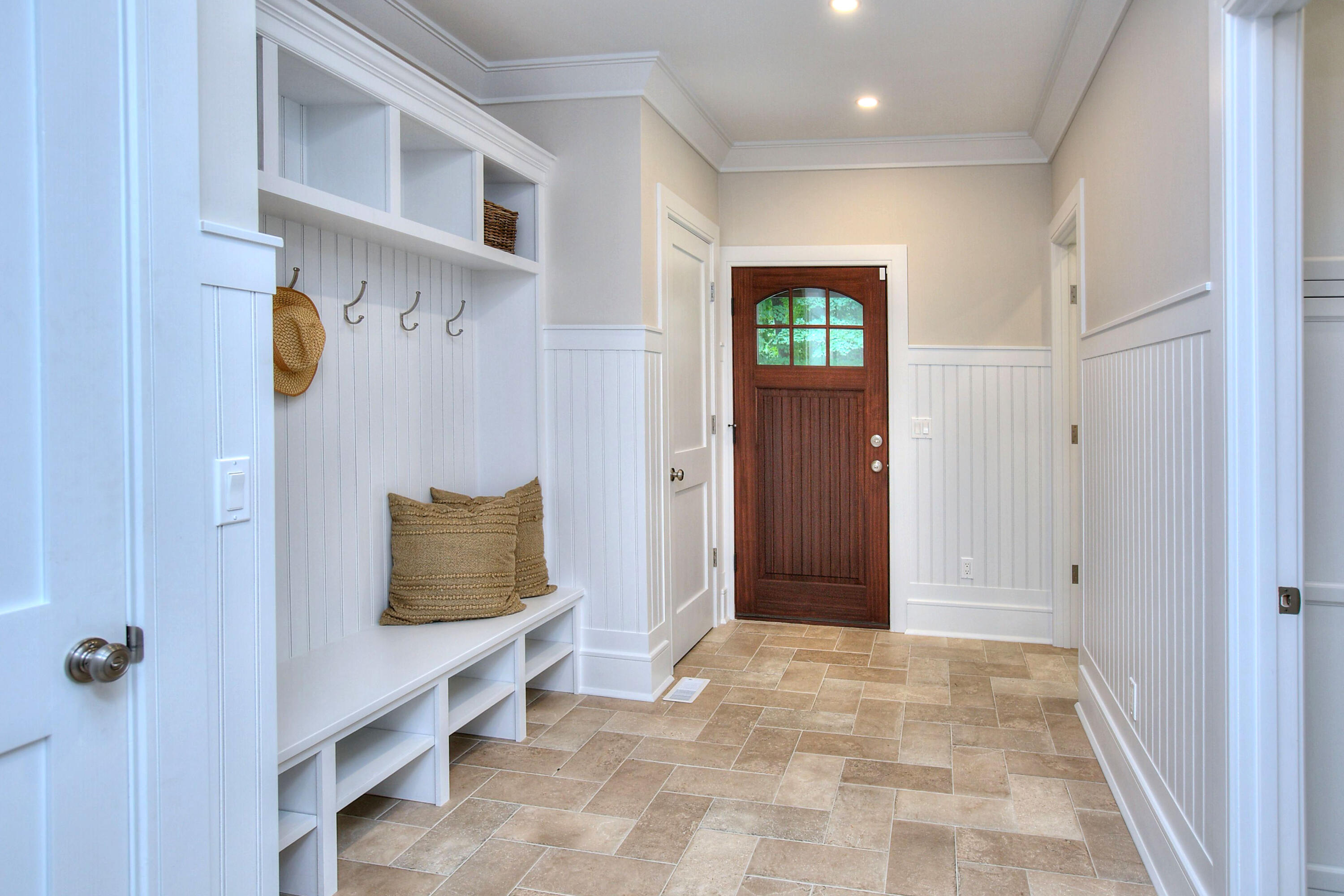 72 Valley Road New Canaan, CT 06840 - Photo 34 of 44 Mudroom
