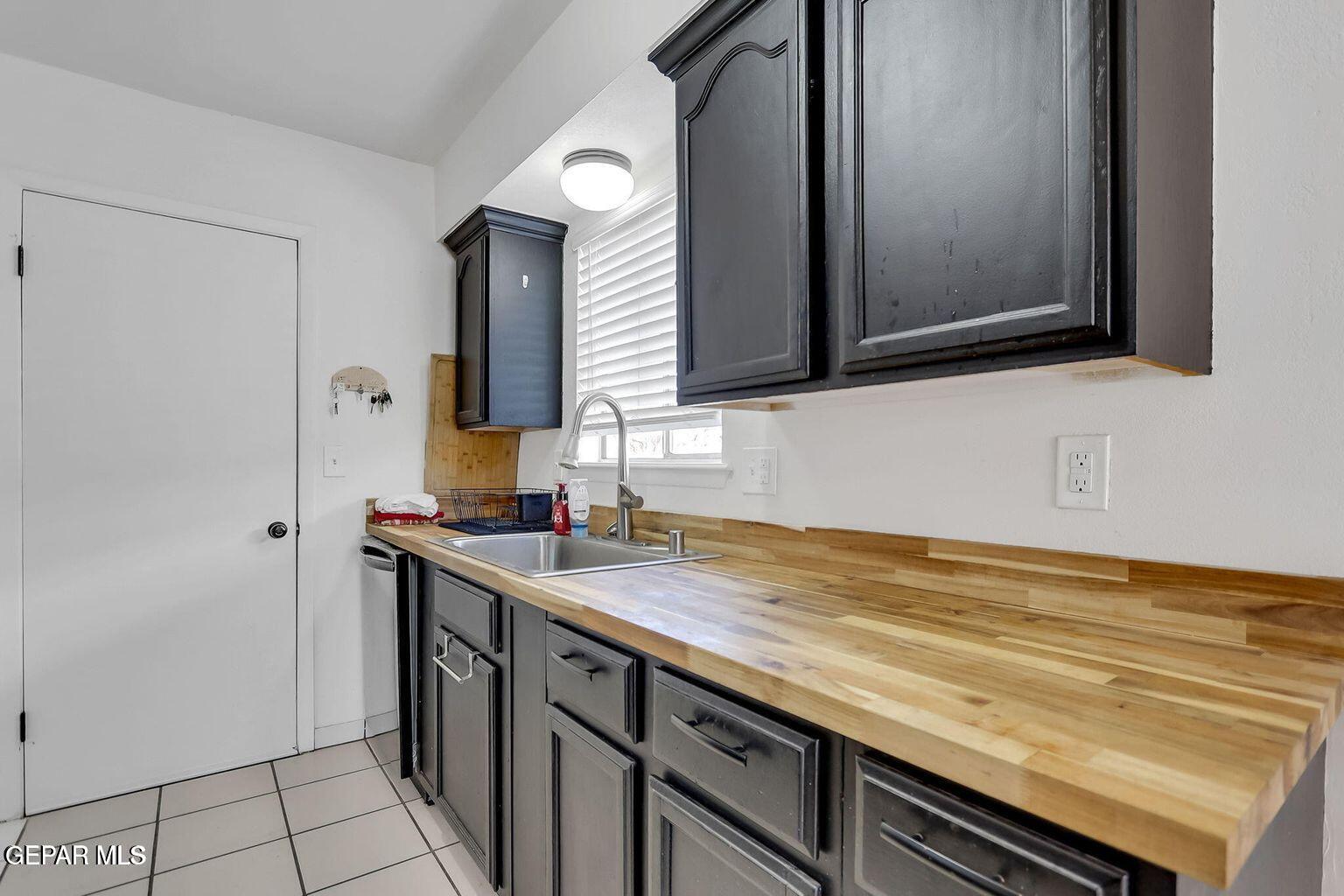 2716 Archie Drive El Paso, TX 79935 - Photo 5 of 13 20241026232710747412000000-o