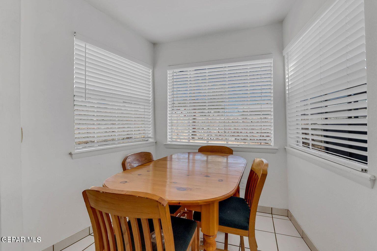 2716 Archie Drive El Paso, TX 79935 - Photo 7 of 13 20241026232712603666000000-o