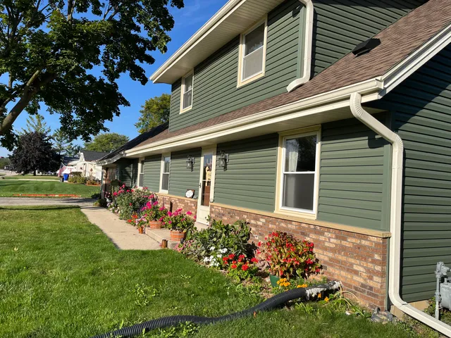 $444,900 | W163S7358 Bay Ln Drive, Muskego, WI 53150