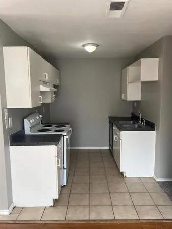 $1,650 | 305 Casie Court, Denton, TX 76207