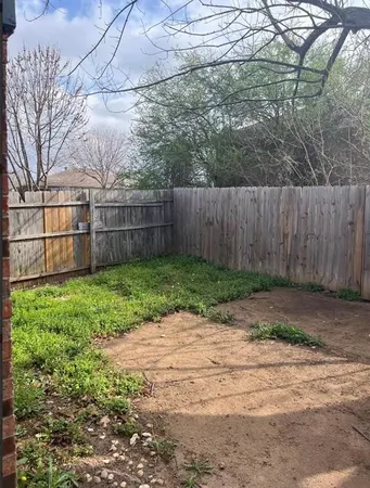 $1,650 | 305 Casie Court, Denton, TX 76207