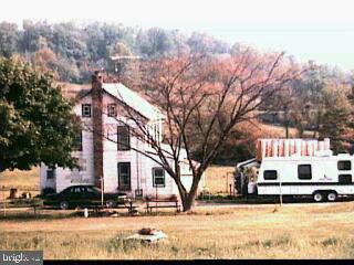 B 1181 Walters Hatchery Road Spring Grove, PA 17362 - Photo 4 of 6