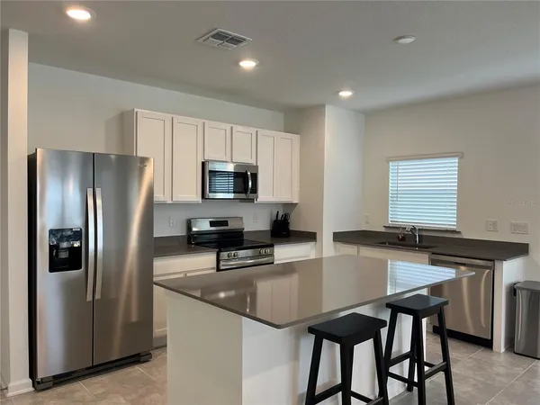 $2,883 | 7067 Sienna Oak Alley, Orlando, FL 32829