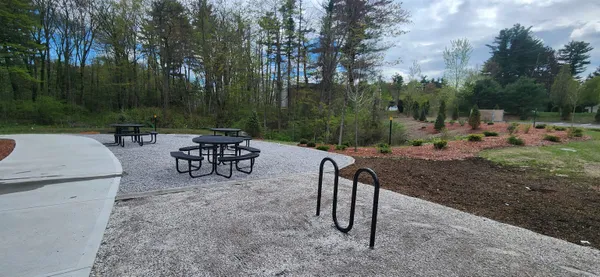 $2,800 | 217 Rockingham Road, Unit 304, Londonderry, NH 03053