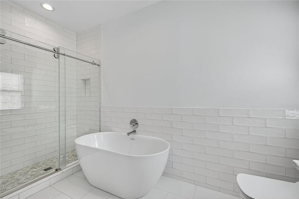 2063 Mason Mill Road Decatur, GA 30033 - Photo 25 of 37