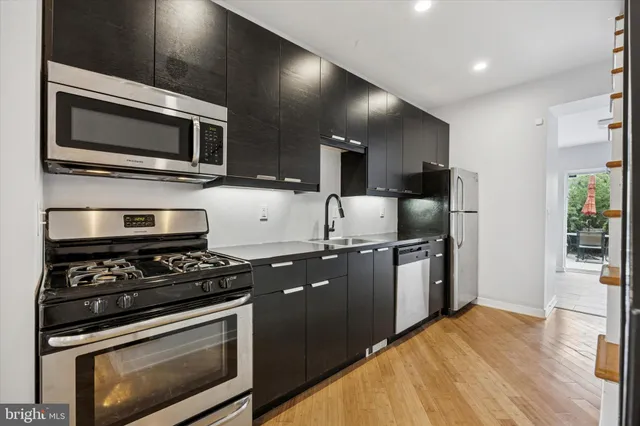 $349,999 | 2037 East Arizona Street, Philadelphia, PA 19125