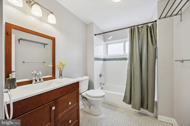 $349,999 | 2037 East Arizona Street, Philadelphia, PA 19125