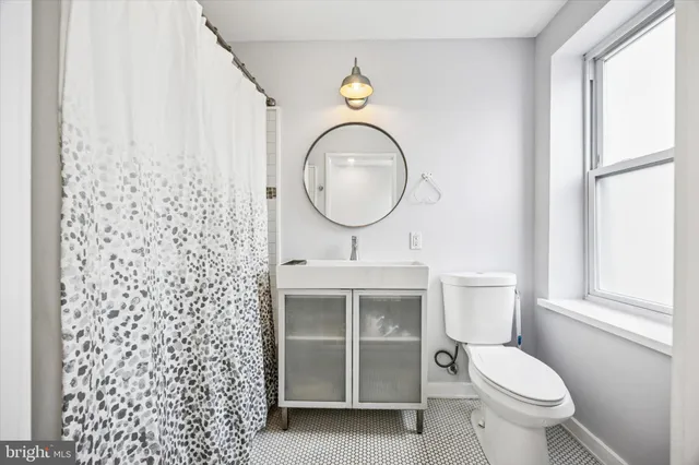 $349,999 | 2037 East Arizona Street, Philadelphia, PA 19125