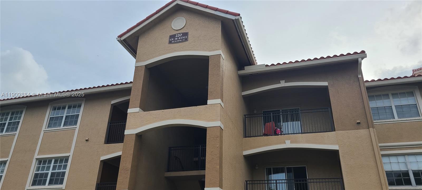 220 Southwest 116th Avenue, Unit 15103 Pembroke Pines, FL 33025 - Photo 39 of 51 a house with a outdoor space