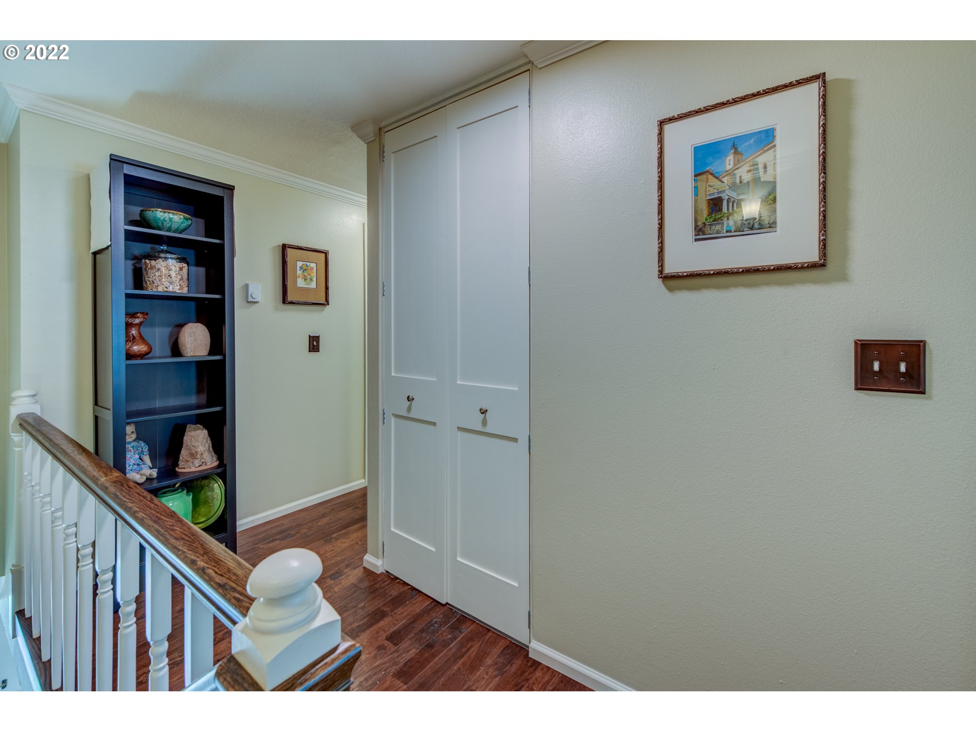 43 Westbrook Way Eugene, OR 97405 - Photo 21 of 32 a view of a hallway with wooden floor and closet