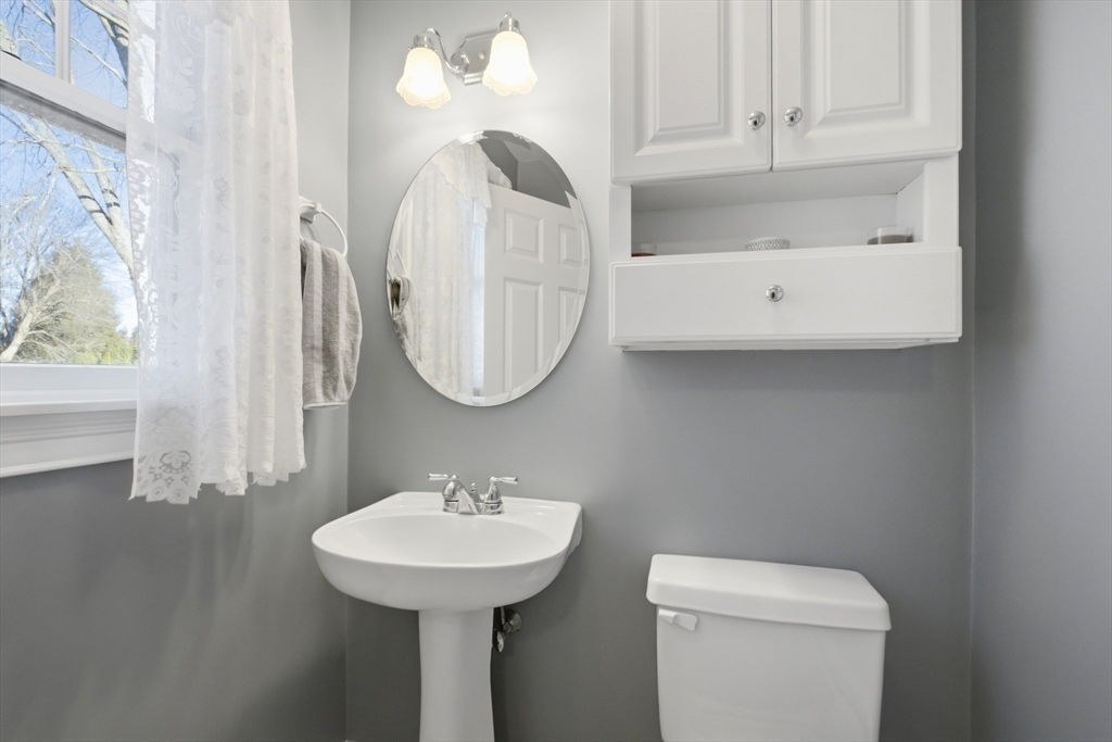 45 Lowell Street Woburn, MA 01801 - Photo 17 of 34