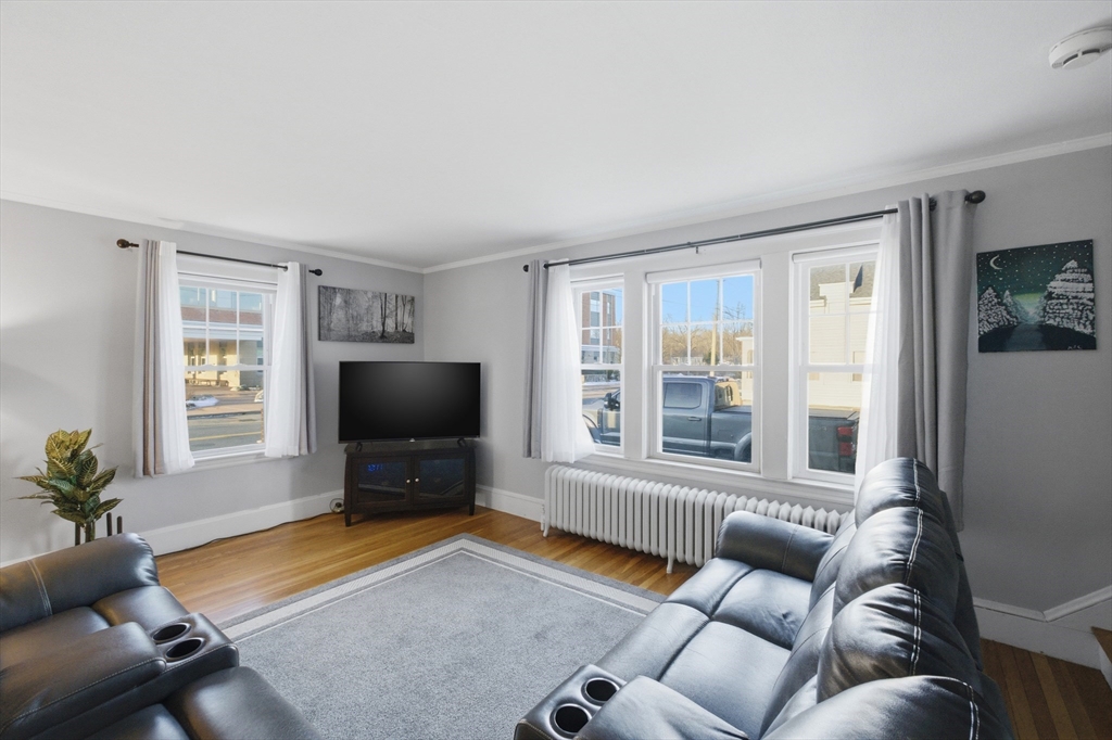 45 Lowell Street Woburn, MA 01801 - Photo 5 of 34