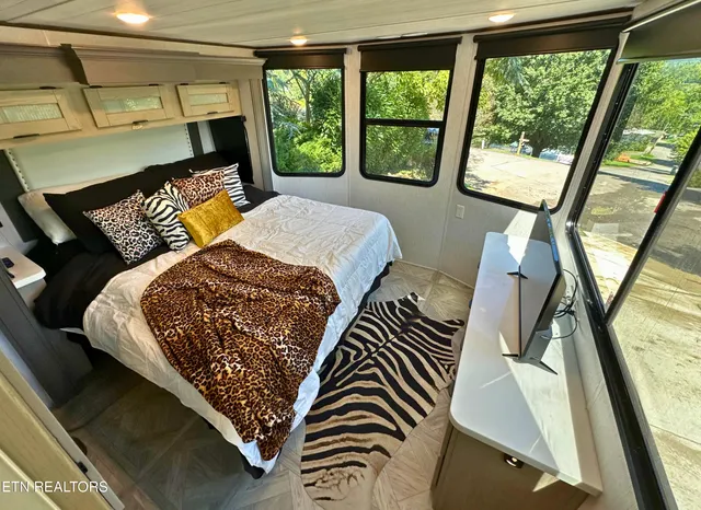 $220,000 | Lot 205 Highway 73 Townsend Tn 37882, Townsend, TN 37882