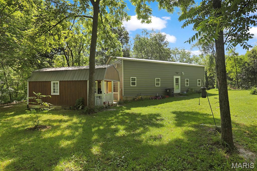 613 22nd Street Hillsboro, IL 62049 - Photo 32 of 36