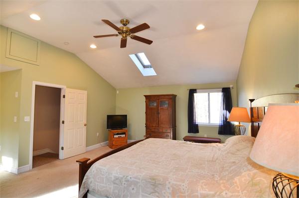 236 Riverneck Road Chelmsford, MA 01824 - Photo 12 of 22 Gallery Image 12