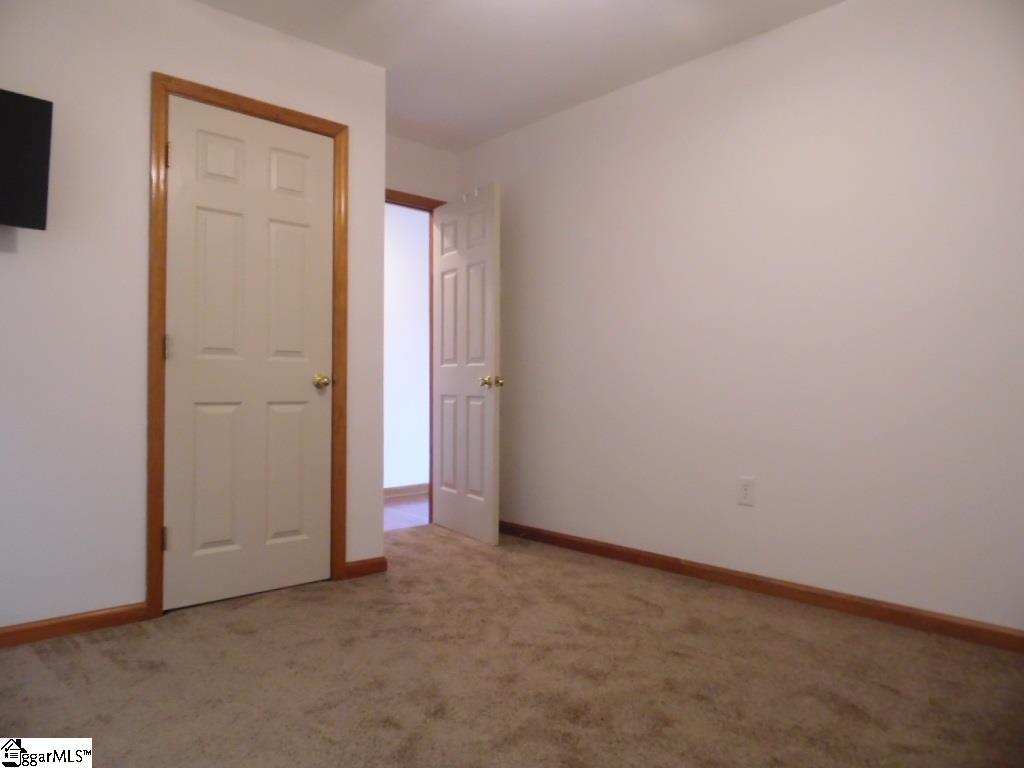 108 Wandering Way Pickens, SC 29671 - Photo 19 of 33