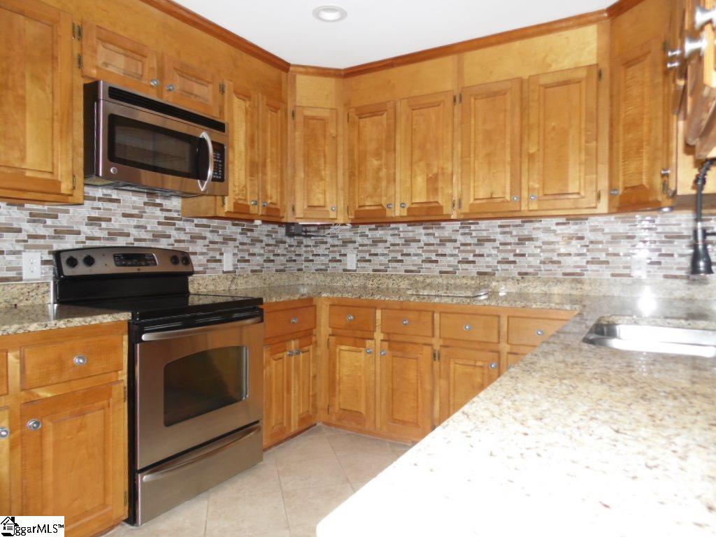 108 Wandering Way Pickens, SC 29671 - Photo 21 of 33