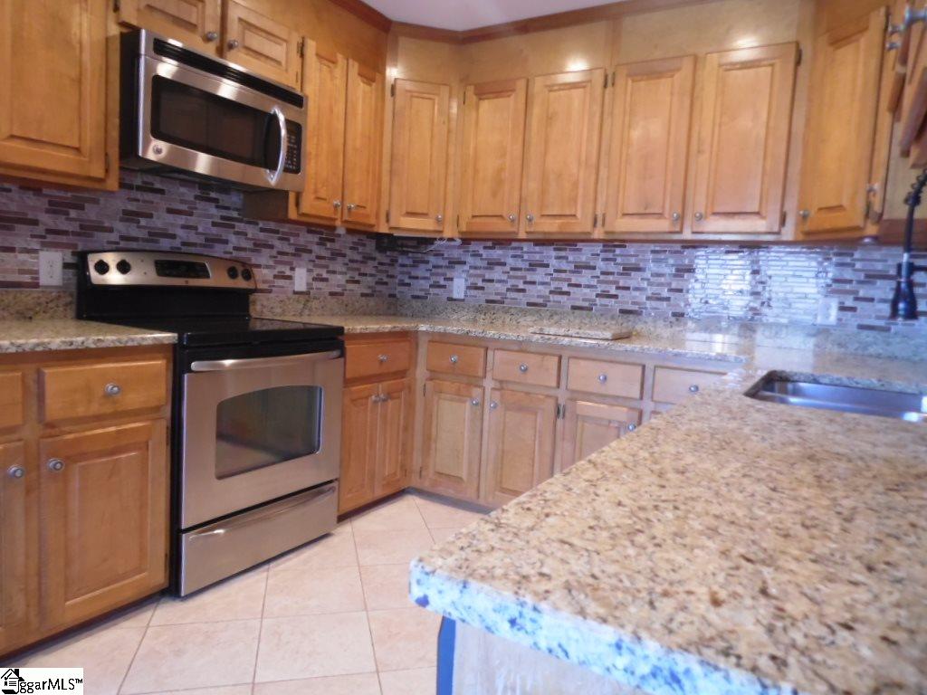 108 Wandering Way Pickens, SC 29671 - Photo 22 of 33
