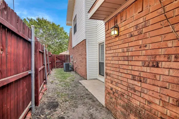 $1,850 | 7650 Kings Ridge Road, Frisco, TX 75035