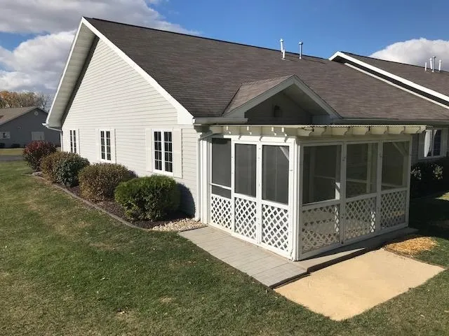 $244,500 | 700 8th, Unit 747, Monroe, WI 53566