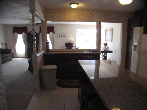 65 Pontiac Road Somerset, MA 02726 - Photo 11 of 21 Gallery Image 11